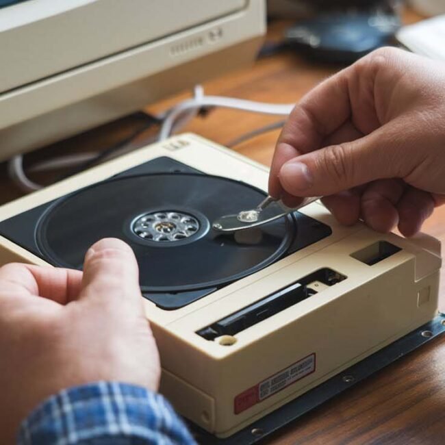 how to remove a floppy drive bezel